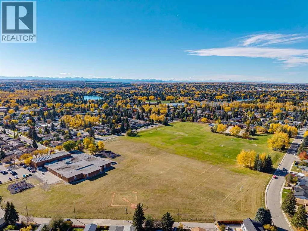 43 Lake Sundance Place SE