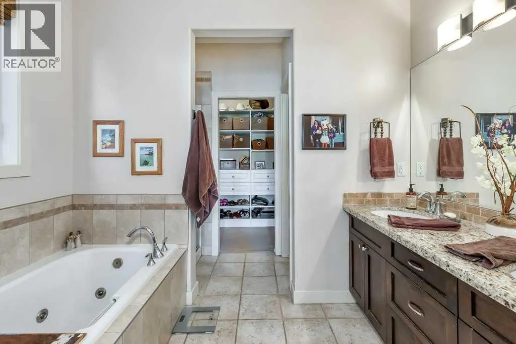 312 Crawford Close