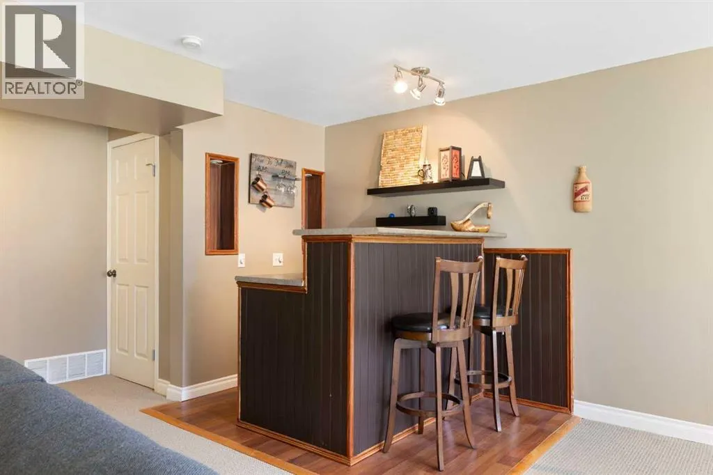 11 Royal Crest Court NW