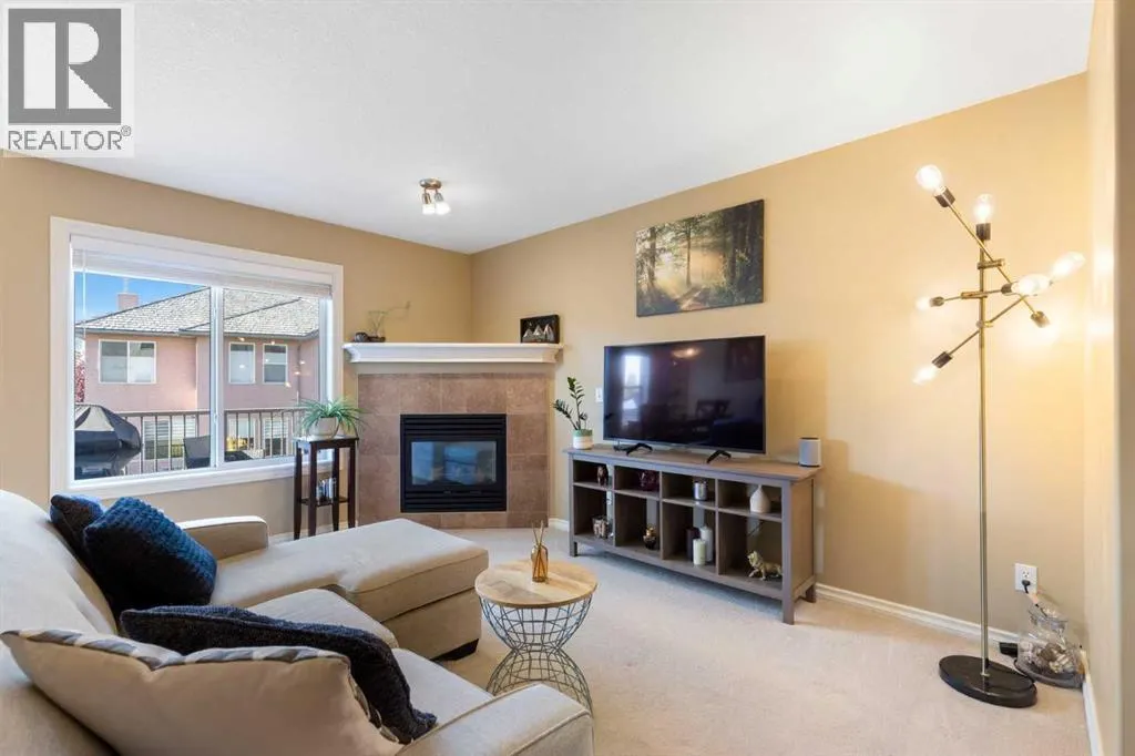 11 Royal Crest Court NW