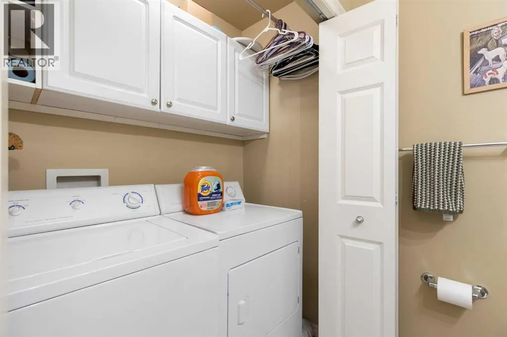 11 Royal Crest Court NW