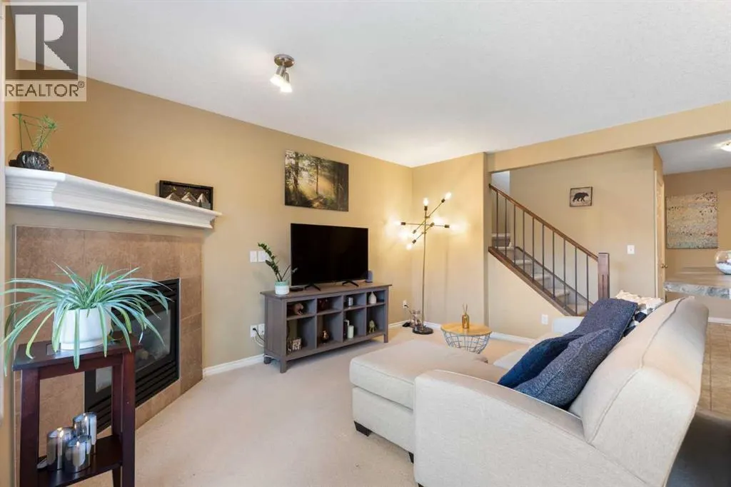 11 Royal Crest Court NW