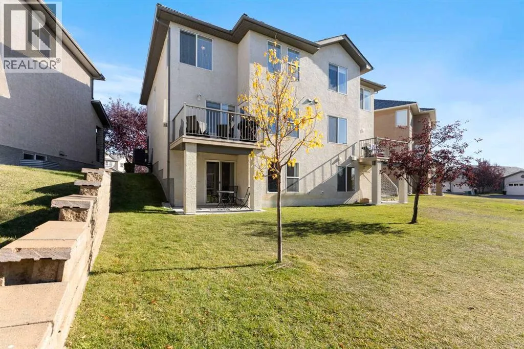 11 Royal Crest Court NW