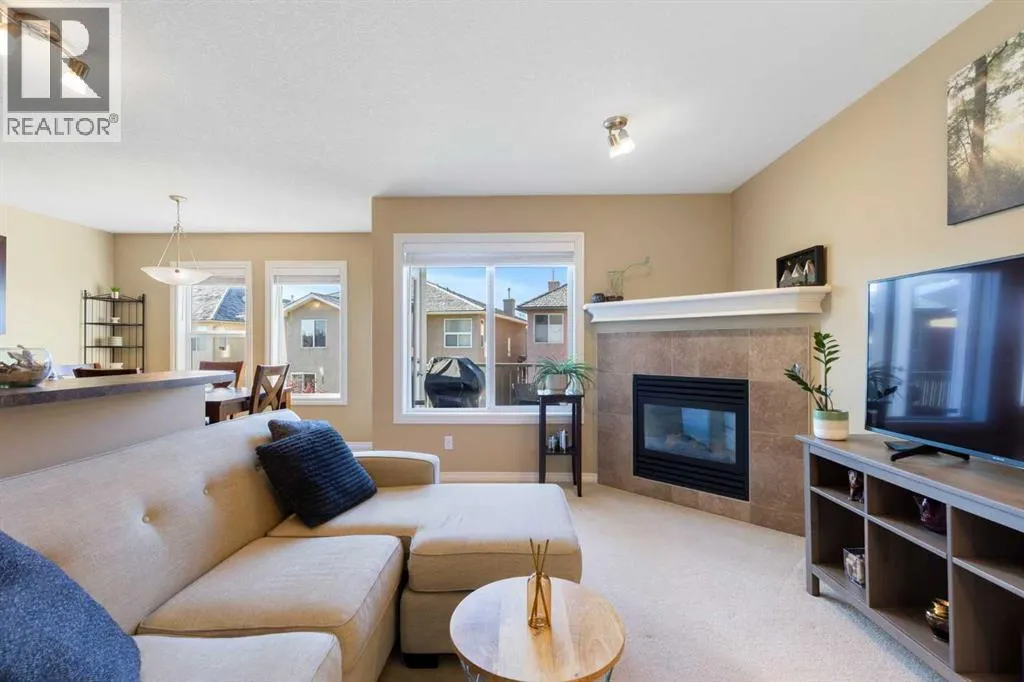 11 Royal Crest Court NW
