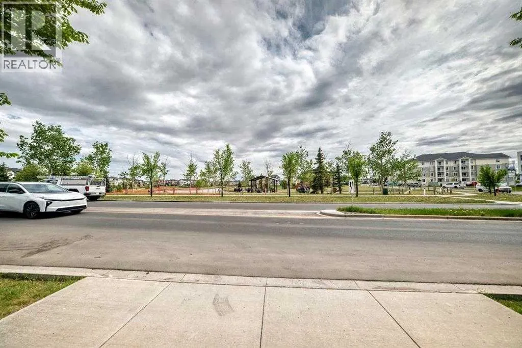 106, 5 saddlestone Way NE