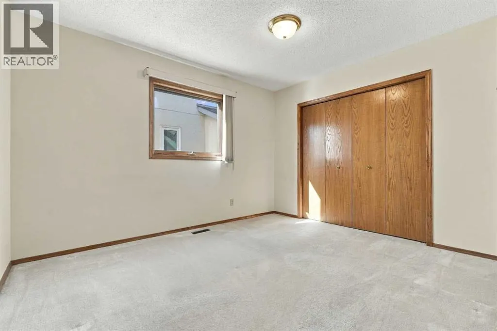 51 Edgebrook Circle NW