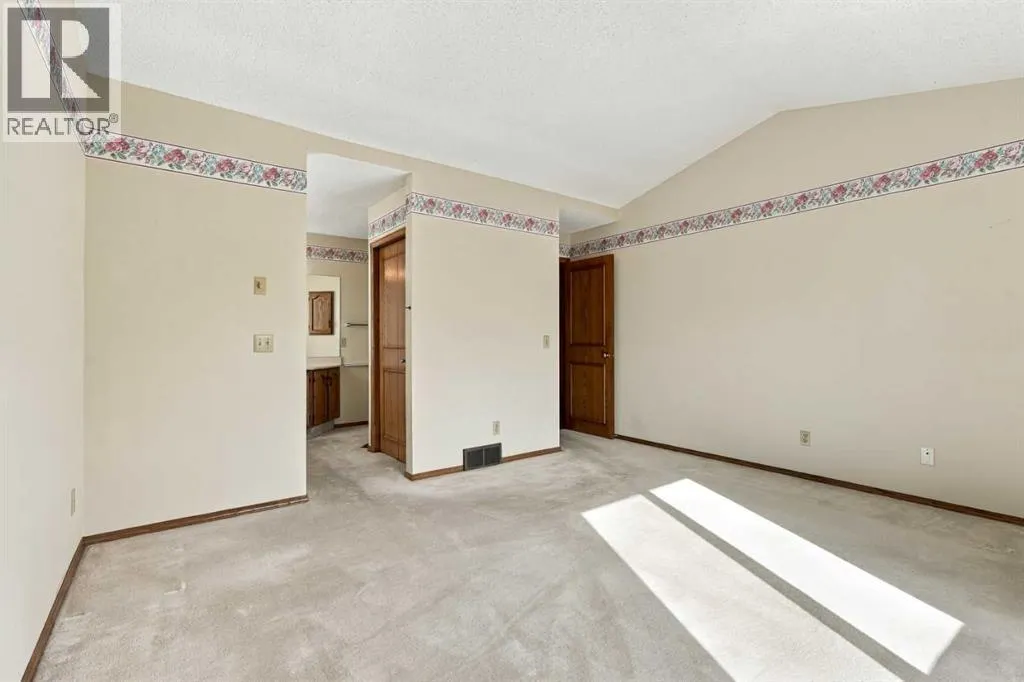 51 Edgebrook Circle NW