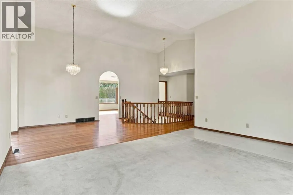 51 Edgebrook Circle NW