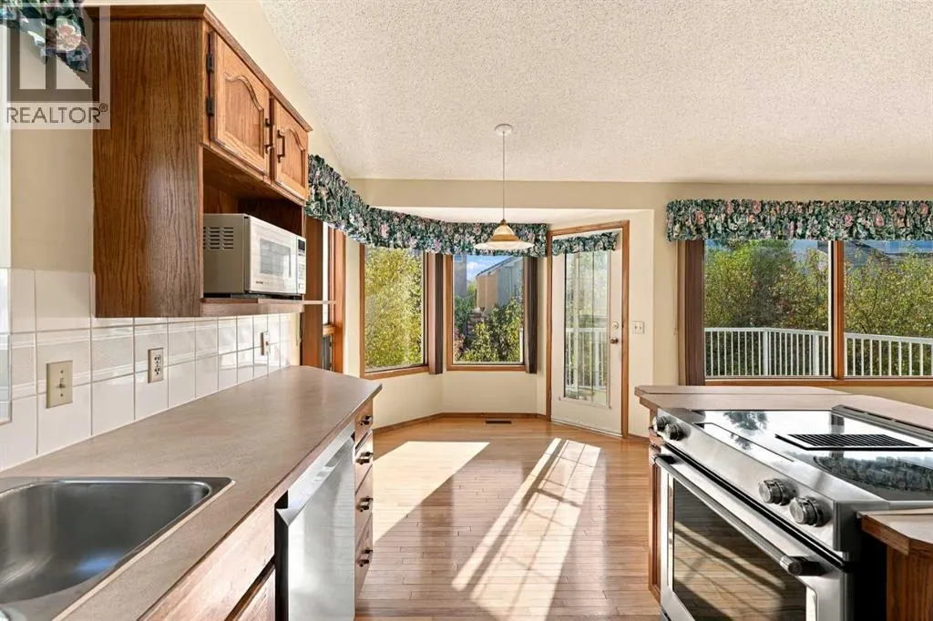51 Edgebrook Circle NW