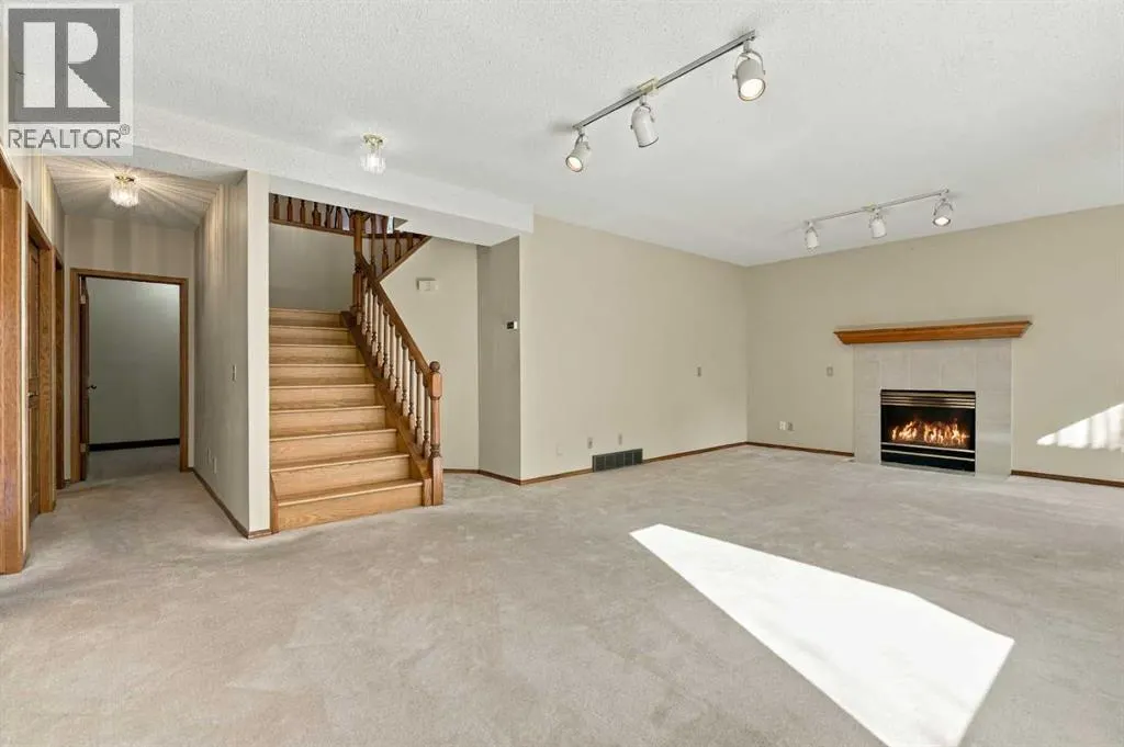 51 Edgebrook Circle NW