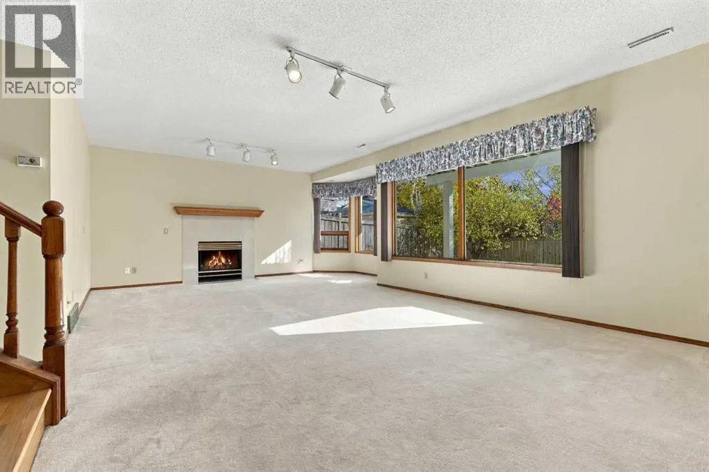 51 Edgebrook Circle NW