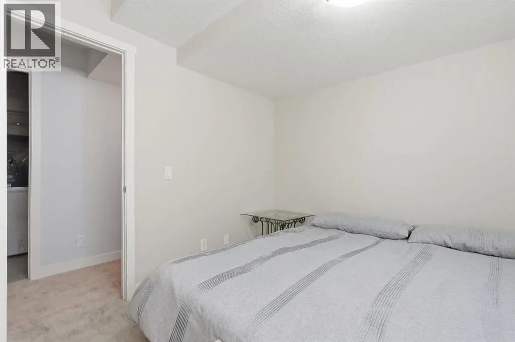 93 Heritage Hill