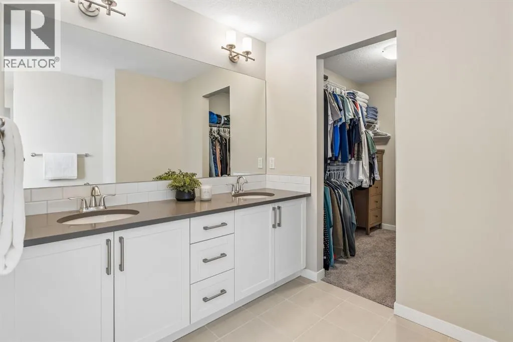 63 Fireside Crescent