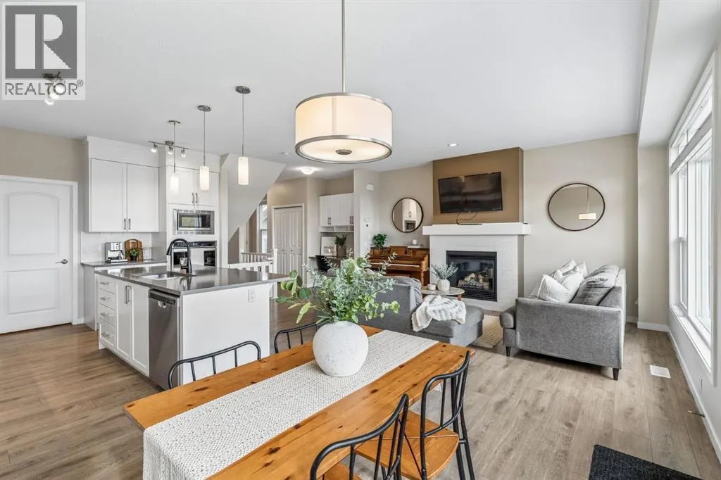 63 Fireside Crescent