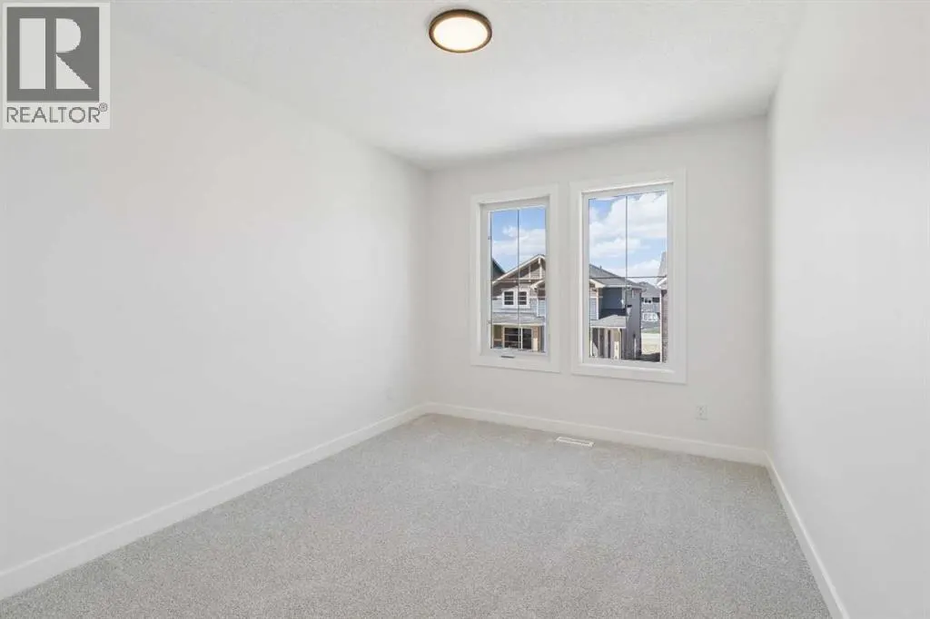 73 Sora Gardens SE