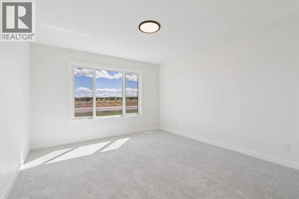 73 Sora Gardens SE