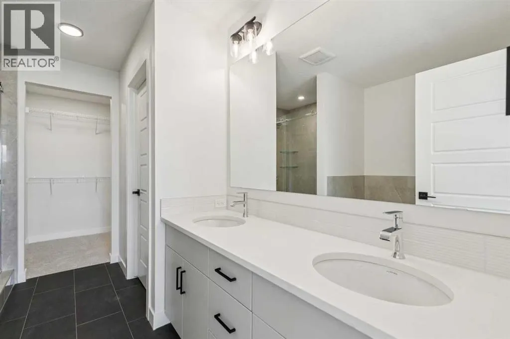 73 Sora Gardens SE