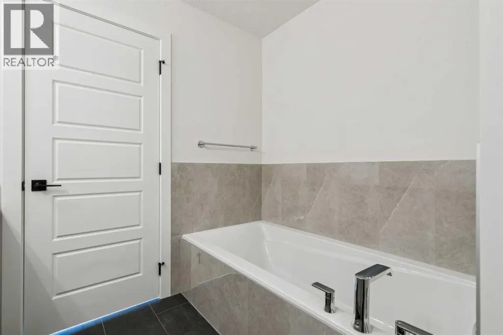 73 Sora Gardens SE