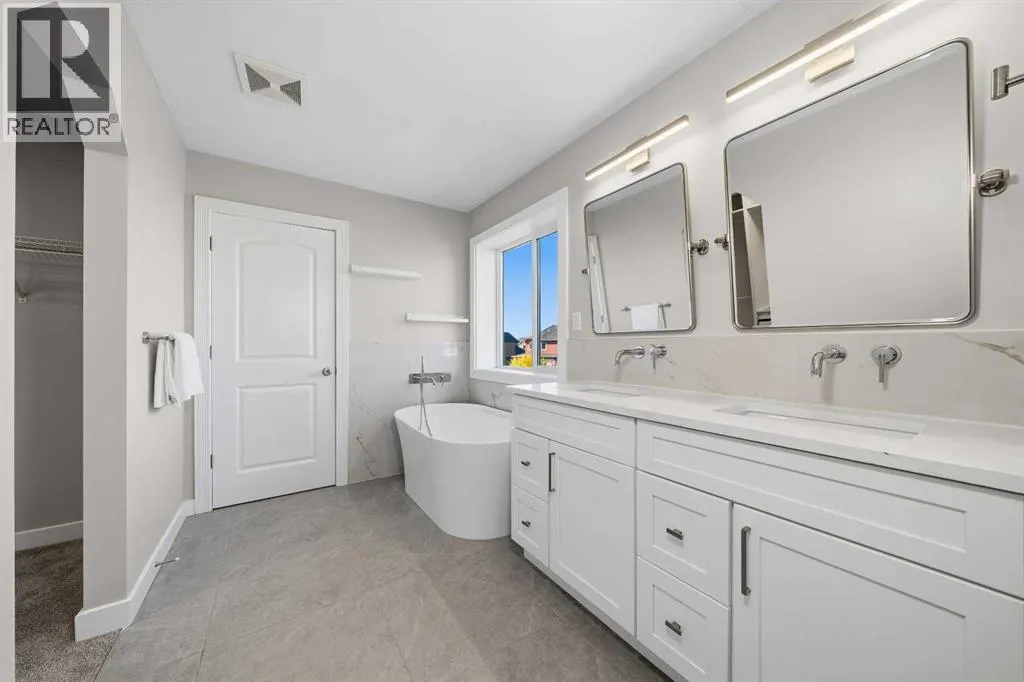 125 Seagreen Passage