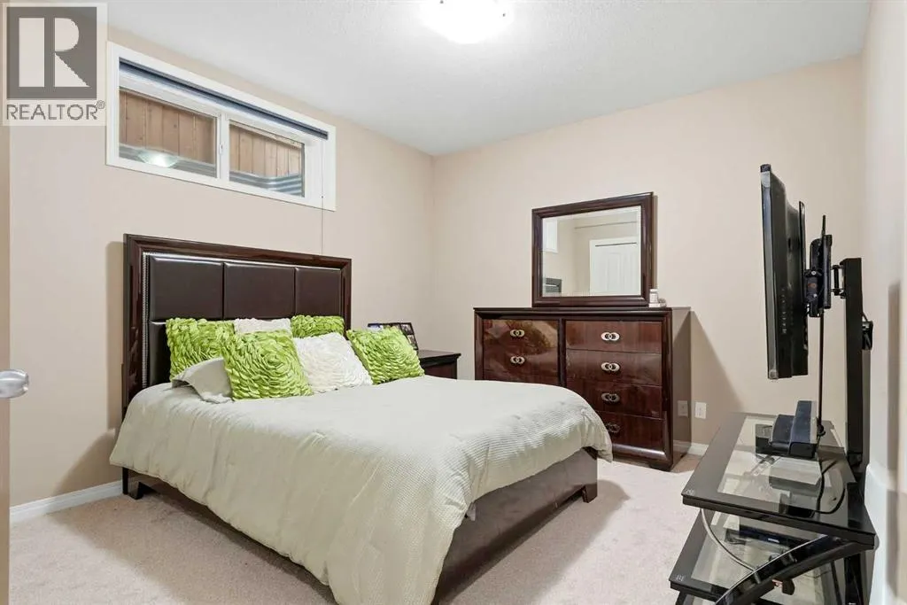1239 Brightoncrest Green SE