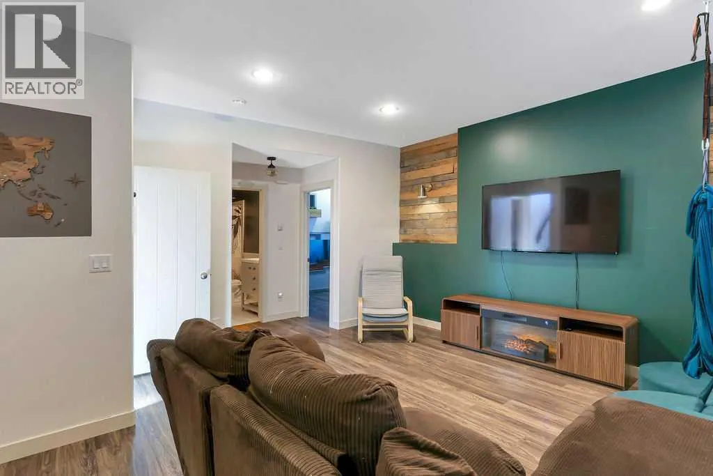 1 Cambridge Close
