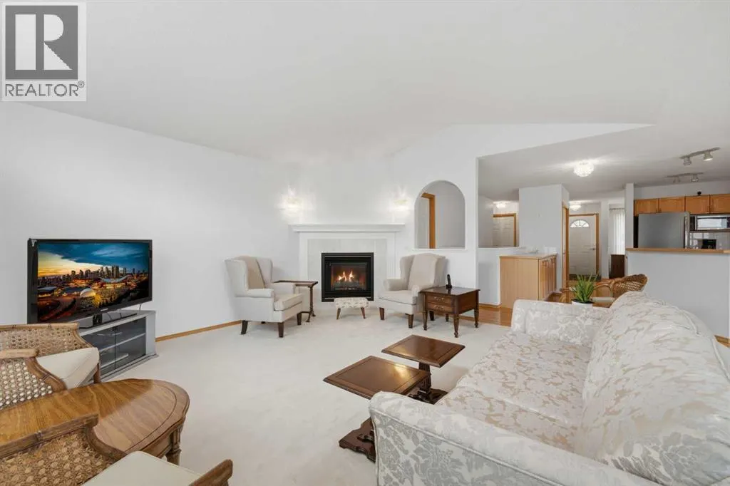 614 Sierra Madre Court SW