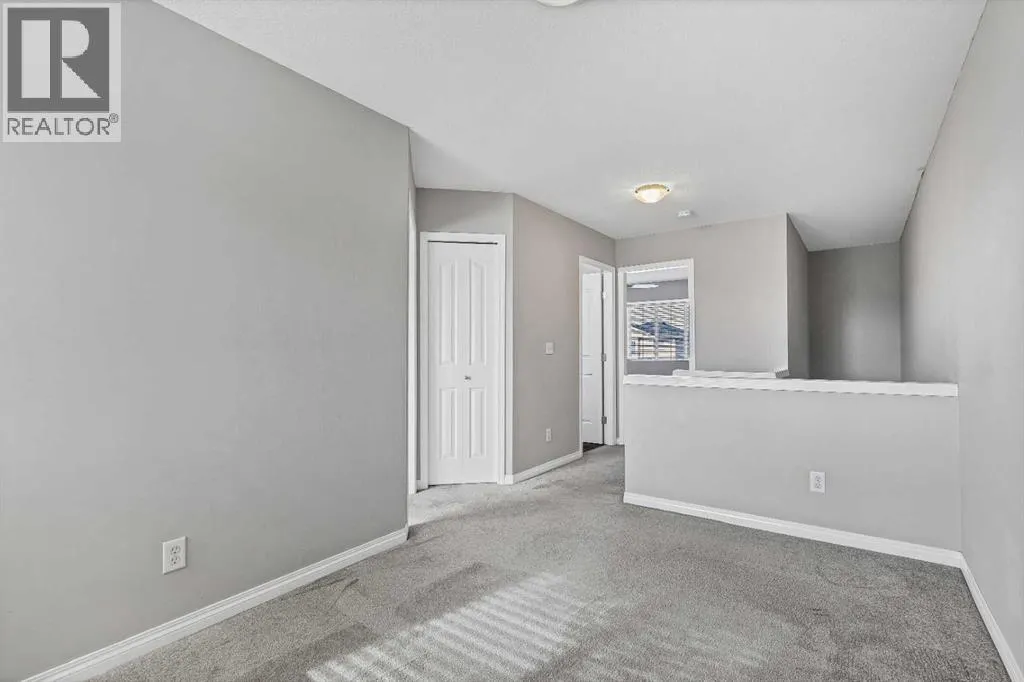 101, 703 Luxstone Square SW