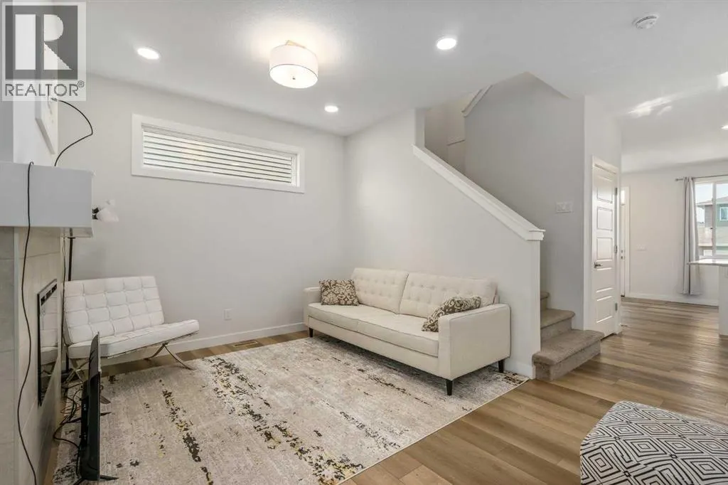 352 Chelsea Passage