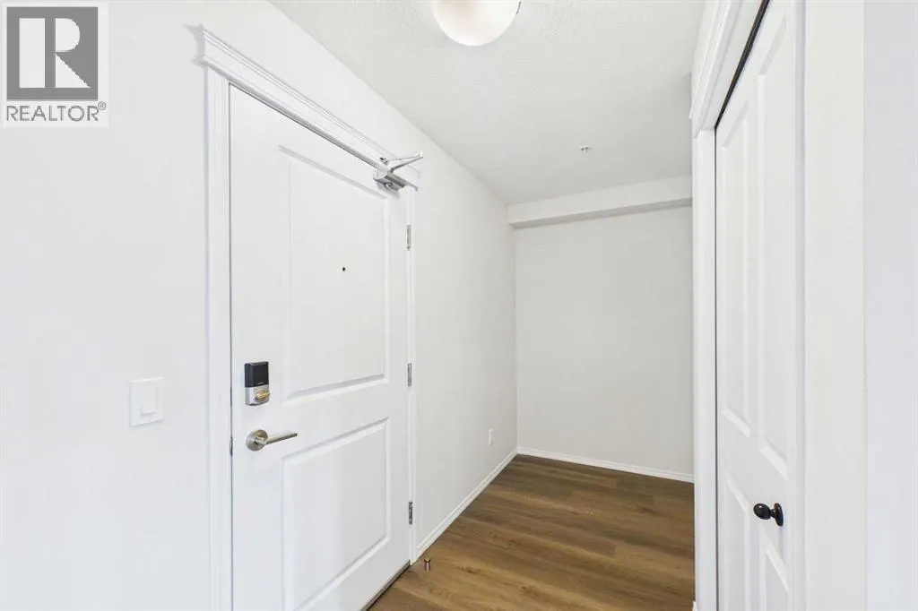 1203, 115 Prestwick Villas SE