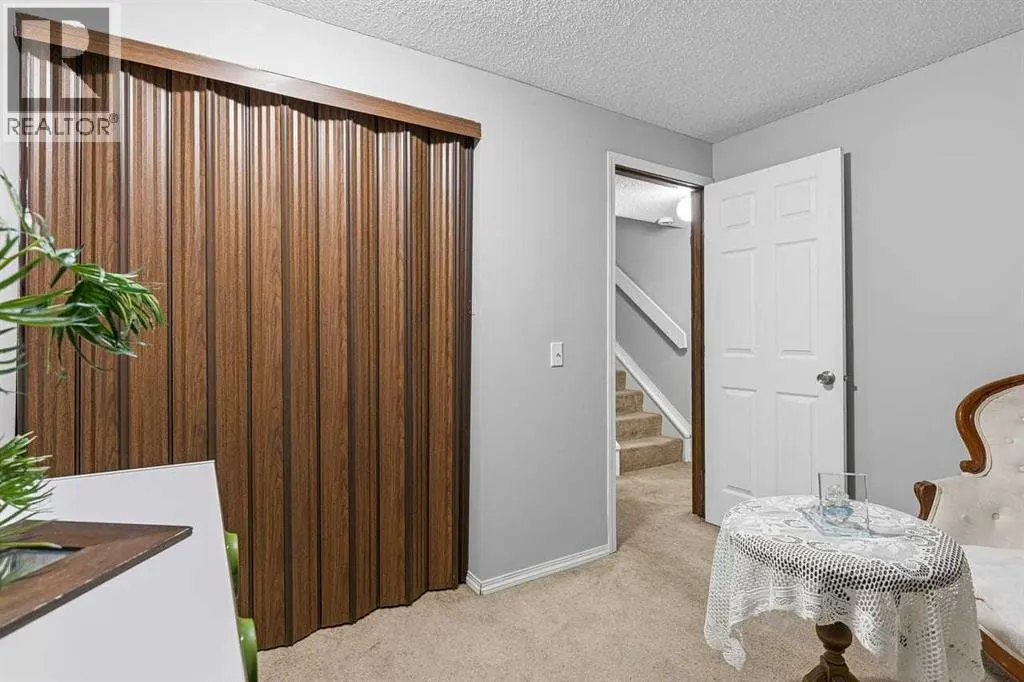 101 Pinemont Bay NE