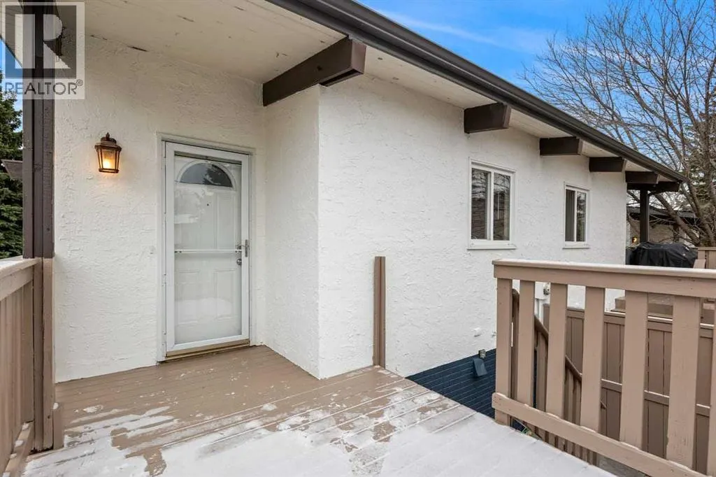 101 Pinemont Bay NE