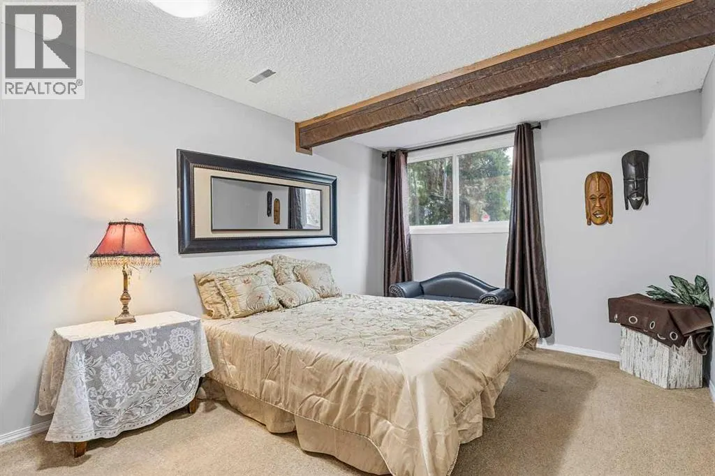 101 Pinemont Bay NE