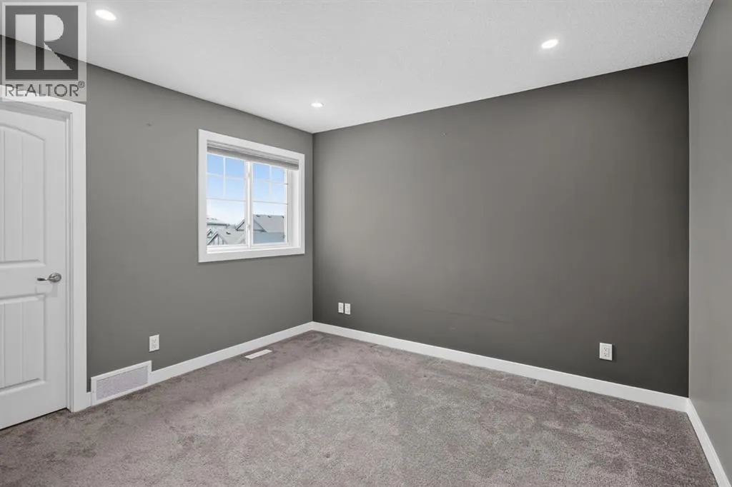 32 Legacy Cove SE
