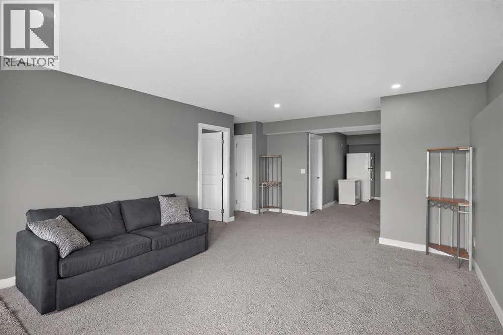 32 Legacy Cove SE