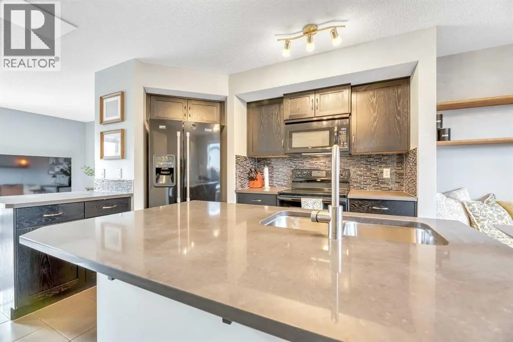 212 Walden Drive SE