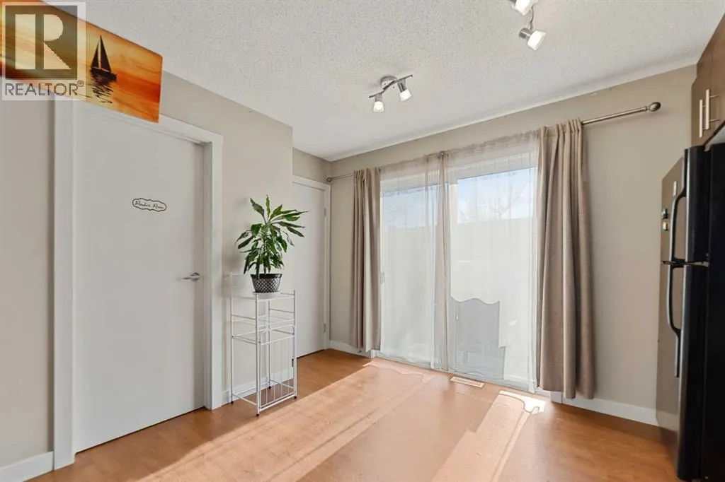 209, 2445 Kingsland Road SE