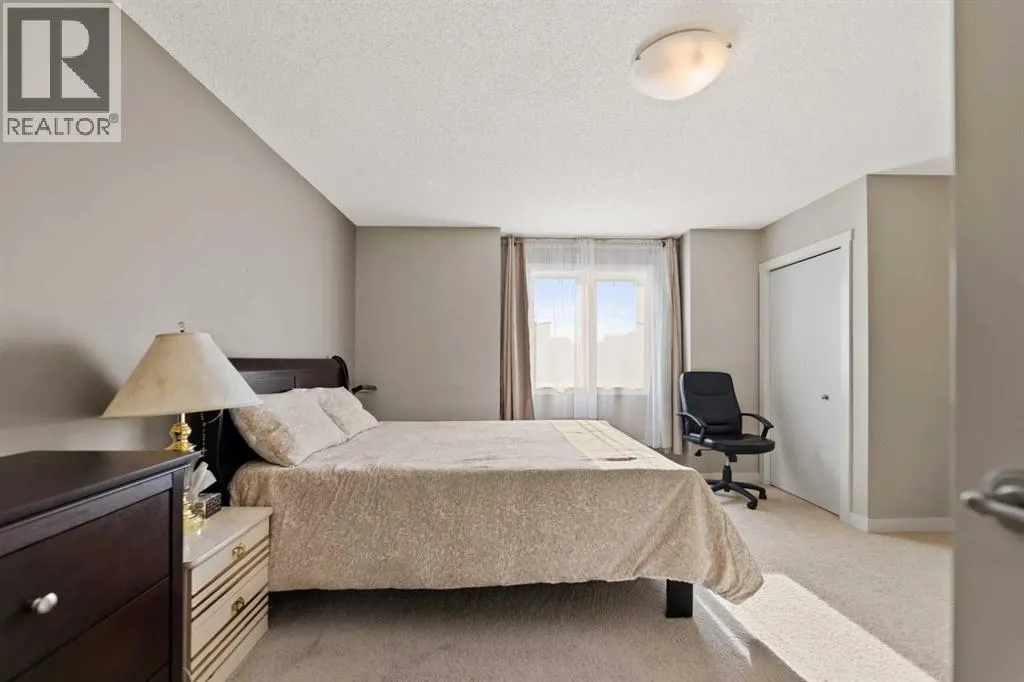 209, 2445 Kingsland Road SE