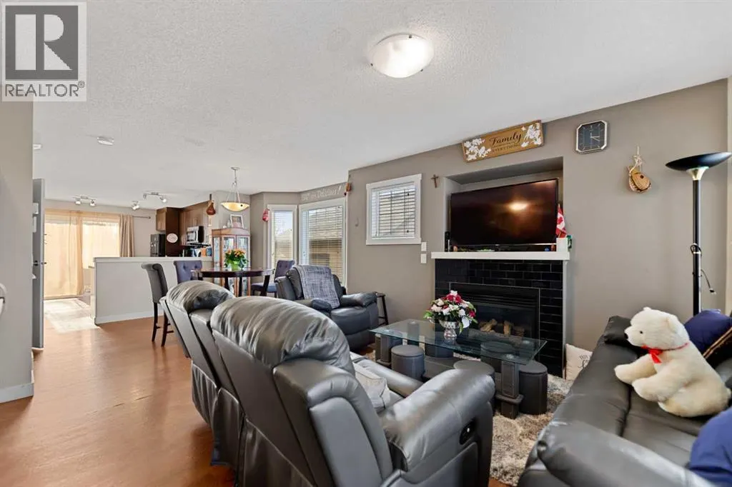 209, 2445 Kingsland Road SE