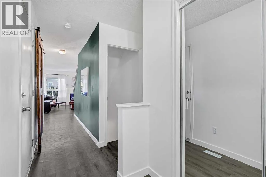 25, 156 Canoe Drive SW