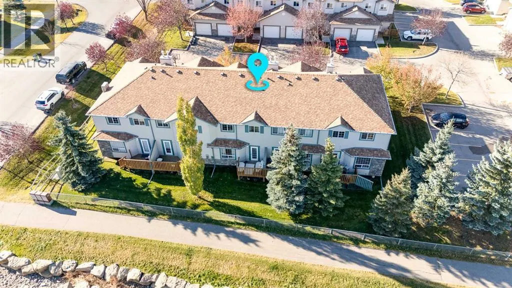 25, 156 Canoe Drive SW