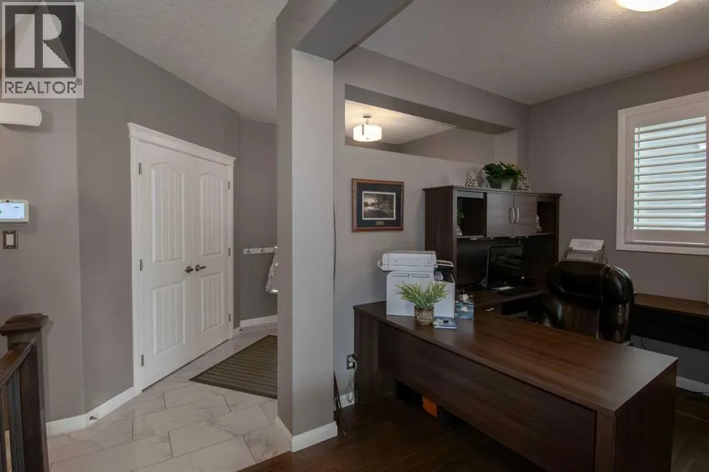 166 Nolancliff Crescent NW