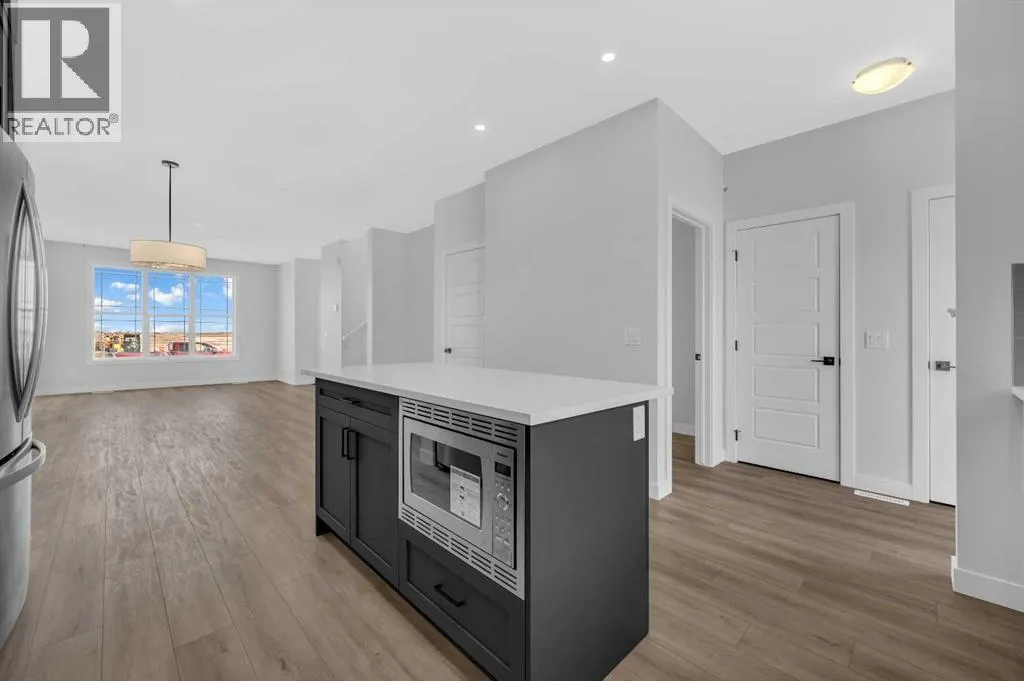 399 Hotchkiss Manor SE