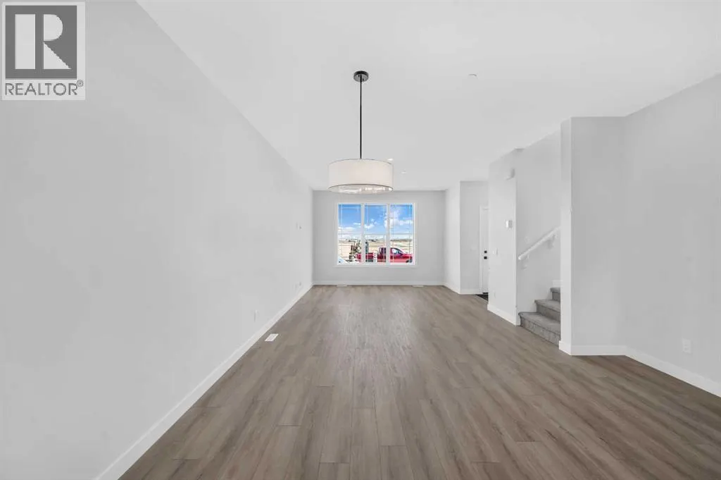 399 Hotchkiss Manor SE