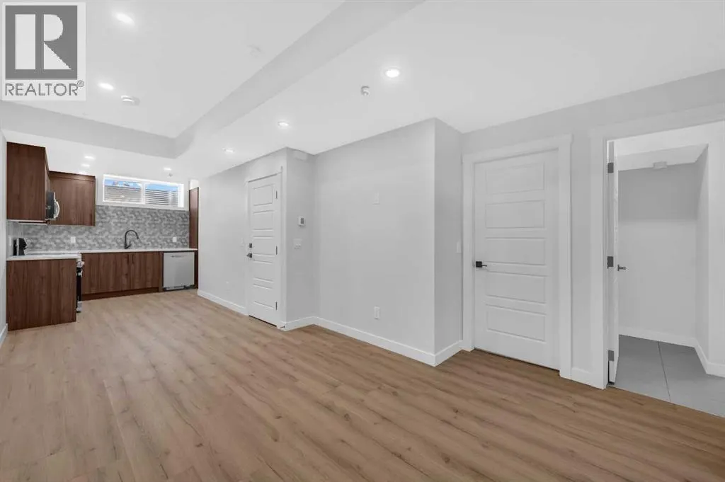 399 Hotchkiss Manor SE