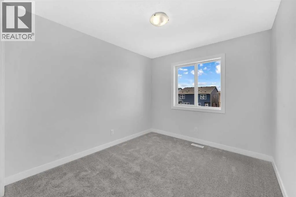 399 Hotchkiss Manor SE