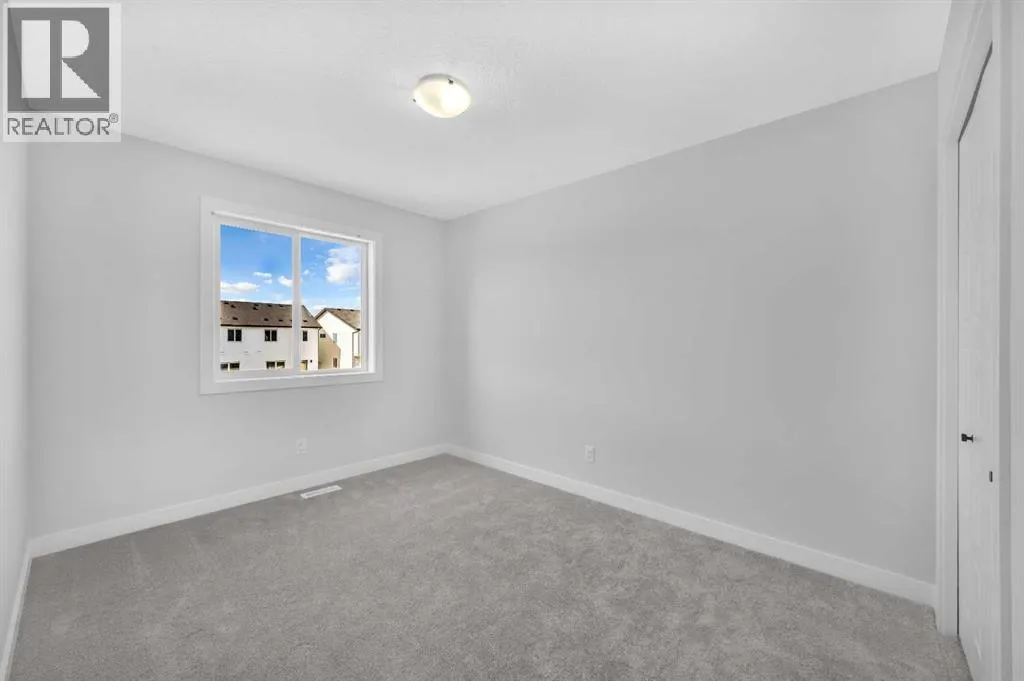 399 Hotchkiss Manor SE