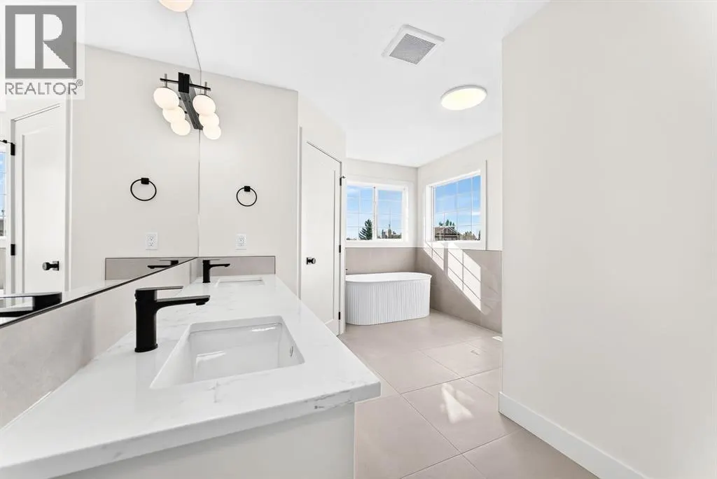 113 Cove Hill