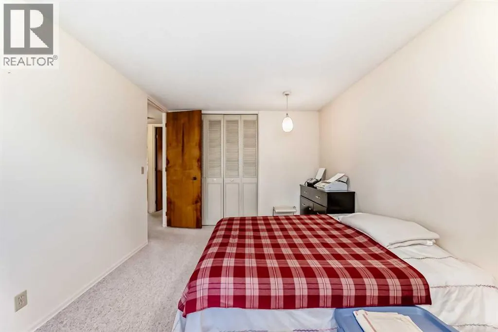 8 Varsdale Place NW