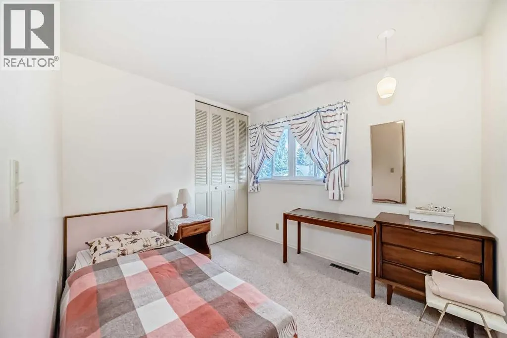 8 Varsdale Place NW