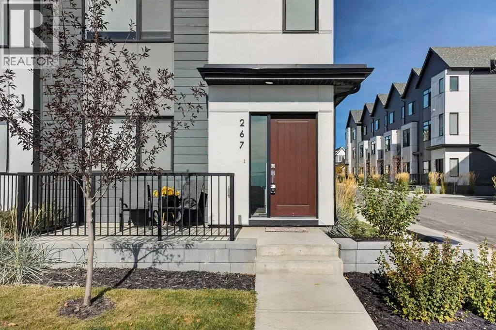 267 Dieppe Drive SW